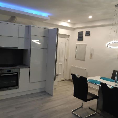 Dilara Apartman Sárvár Exterior foto